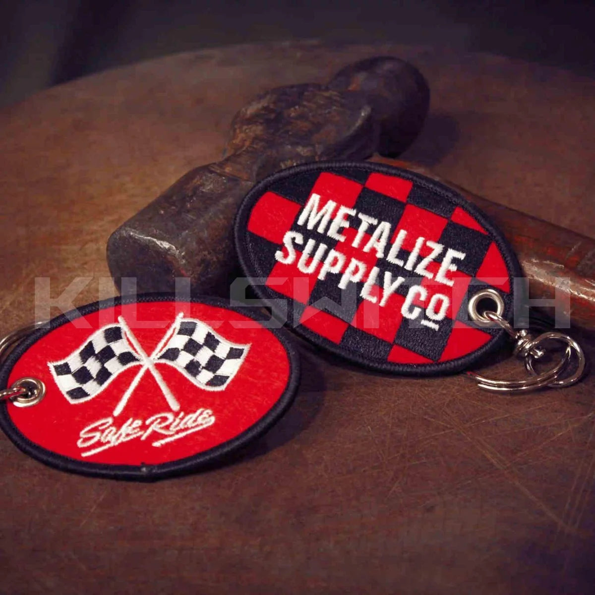 METALIZE™ Vintage Motorcycle Handmade Embroidered Keychain - E 1pc - decor